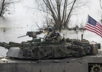 US soldiers on Abrams tanks take part in NATO exercises in Korzeniewo, Polan on March 4, 2024. ©AFP