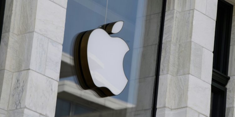 According to the lawsuit, rules and decisions have been designed to force Apple users into staying in the Apple ecosystem and buying the company’s iconic yet expensive hardware, the iPhone. ©AFP