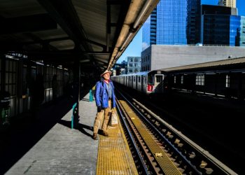 In recent weeks there have been a number of deadly shootings, as well as incidents involving knives and passengers being pushed onto the tracks. ©AFP