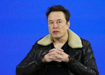 The question on everyone's mind is whether Elon Musk will put his weight, and wealth, behind the bid of former US president Donald Trump to retake the White House / ©AFP