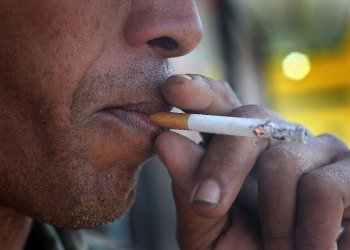 African American smokers are more likely to choose menthol cigarettes compared to white smokers / ©AFP