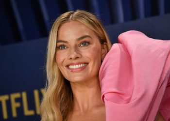 Margot Robbie starred in the $1.4 billion-grossing 'Barbie', which took the box office by storm, but a new report found only a third of top films had a female lead. ©AFP