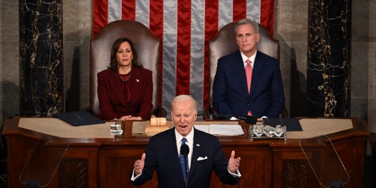 Biden will emerge this week after three days secluded at the Camp David presidential retreat in the hills of Maryland working on the final draft of the primetime televised speech / ©AFP