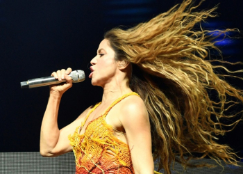 Colombian singer Shakira performs with Argentine record producer and songwriter Bizarrap on the Sahara Stage during the Coachella Valley Music and Arts Festival in Indio, California, on April 12, 2024. ©AFP