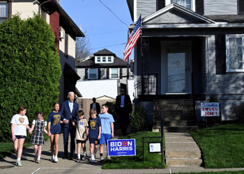 President Joe Biden visited his childhood home in Scranton, Pennsylvania while on a campaign visit there / ©AFP