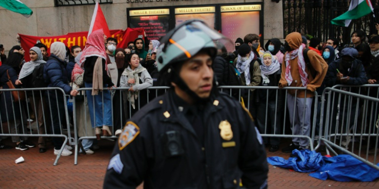 Pro-Palestinian protesters outside Columbia University in New York April 18, 2024 . ©AFP