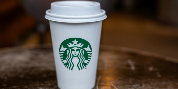 Starbucks reported weaker than expected profits, pointing to lackluster conditions in China and consumer caution in the United States . ©AFP