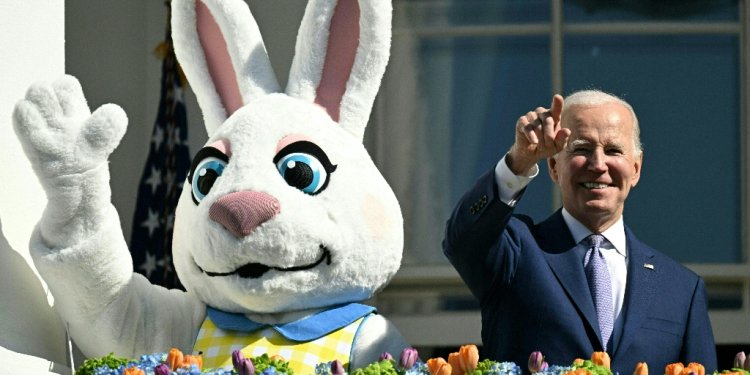 US President Joe Biden at the annual Easter Egg Roll on the South Lawn of the White House on April 10, 2023 / ©AFP