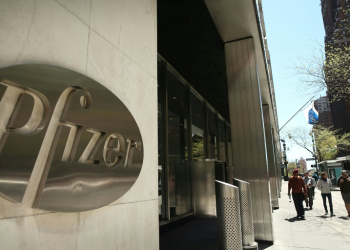 Pfizer's Beqvez, which is given as a single intravenous infusion, was shown in a clinical trial of 45 people to be better at preventing bleeding among adults with moderate to severe hemophilia B, compared to regular infusions of a protein that promotes clotting. ©AFP