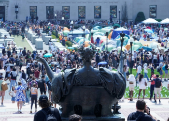 Student demonstrators at the pro-Palestinian "Gaza Solidarity Encampment" on the West Lawn of Columbia University on April 29, 2024 in New York . ©AFP