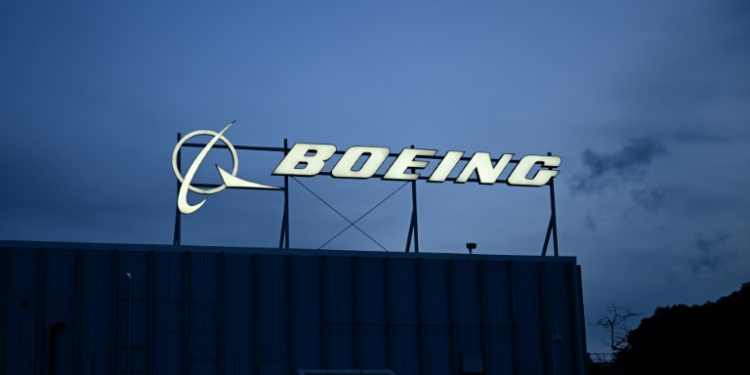 The Boeing Co. logo is displayed outside of company offices near Los Angeles International Airport (LAX) in El Segundo, California. ©AFP