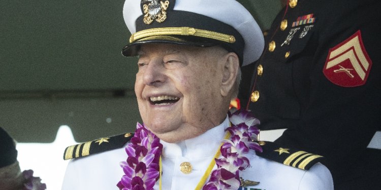 Lou Conter was the last surviving crew member from the Japanese attack on the USS Arizona in Pearl Harbor in 1941 / ©AFP