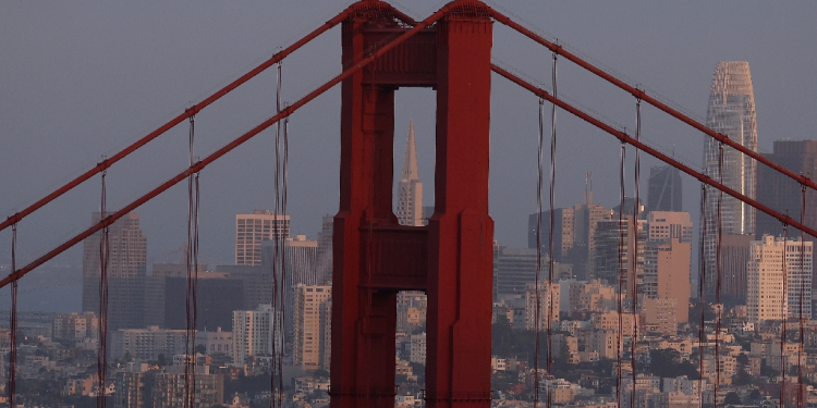 Over 100,000 vehicles per day cross San Francisco's iconic Golden Gate Bridge / ©AFP