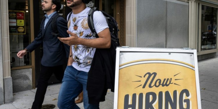 The latest US jobs data show the economy remains healthy, boosting expectations for corporate earnings and tempering those for interest rate cuts. ©AFP