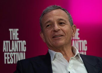 Disney CEO Bob Iger, shown here in 2019, expressed confidence in an upcoming initiative to crack down on improper streaming password sharing . ©AFP