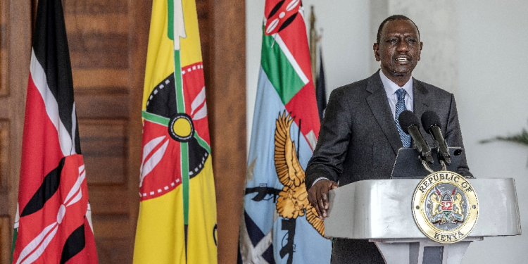 Kenyan President William Ruto speaks about recent floods during an address from State House in Nairobi on May 3, 2024 / ©AFP