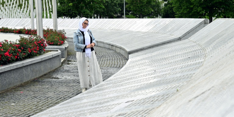 A memorial wall at the Srebrenica-Potocari memorial cemetery commemorates the July 11, 1995 massacre. ©AFP