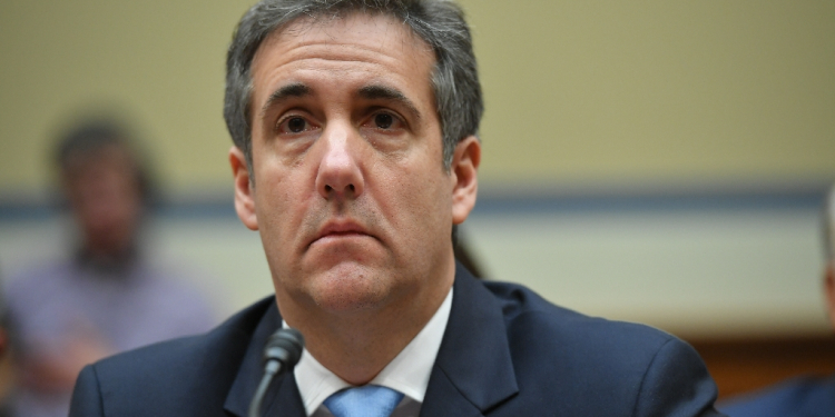 Michael Cohen, who has been sentenced to three years in jail for fraud, tax evasion, illegal campaign contributions and lying to Congress, expressed regret for his years of devoted service to Donald Trump / ©AFP