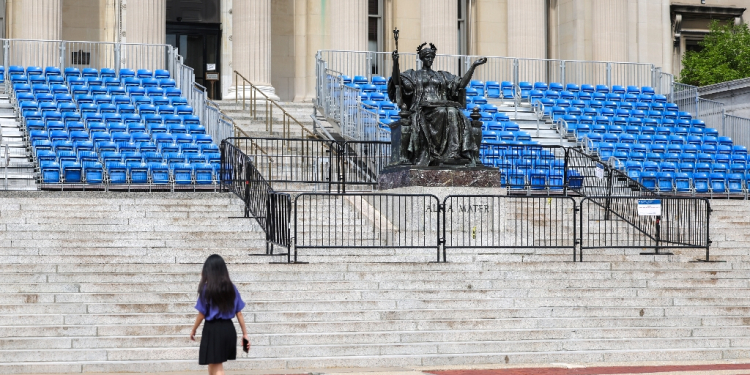 A student walks inside Columbia University in New York City on May 6, 2024. Columbia, the prestigious New York university at the heart of US campus protests against the war in Gaza, announced Monday that it has canceled the main ceremony for graduating students next week / ©AFP