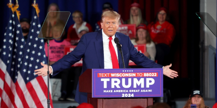 Former US president and Republican presidential candidate Donald Trump repeated in his false allegations of a stolen election as he campaigned in Wisconsin on May 1, 2024 / ©AFP