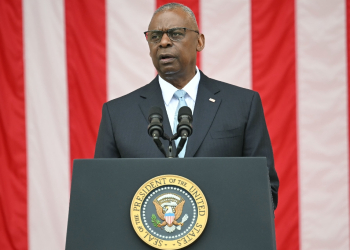 US Defense Secretary Lloyd Austin is set to meet his Chinese counterpart, Dong Jun, in Singapore / ©AFP