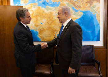 US Secretary of State Antony Blinken (L), pushing a Gaza ceasefire plan, meets Israeli Prime Minister Benjamin Netanyahu in Jerusalem  / ©AFP