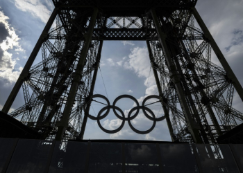 Nike promised 'bold' storytelling at the upcoming Olympics in Paris, but shares tumbled on the company's lowered outlook. ©AFP