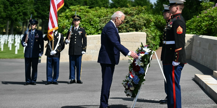 US President Joe Biden paid tribute to fallen US soldiers of World War I at an American Cemetery in northern France / ©AFP