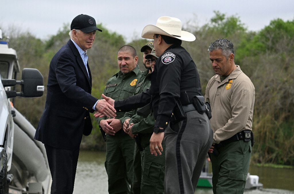 US President Joe Biden visited the US-Mexico border in February / ©AFP