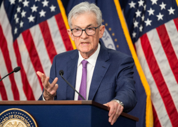 The Fed penciled in just one cut this year / ©AFP