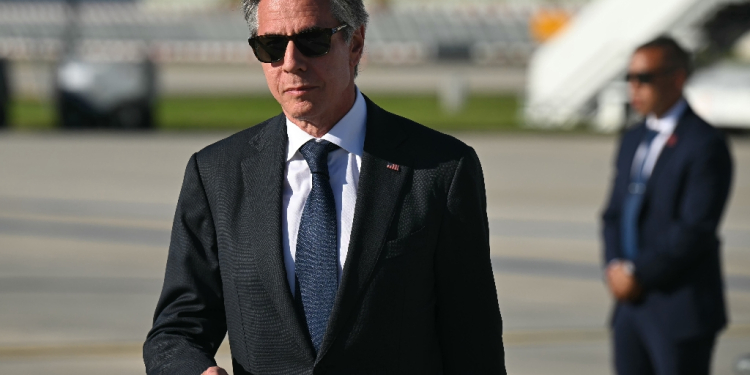 US Secretary of State Antony Blinken disembarks Air Force One upon arrival at Orly airport outside Paris on June 7, 2024 / ©AFP