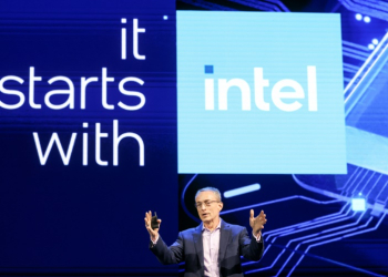 CEO Patrick Gelsinger discussed Intel's latest technologies during a keynote speech at Computex in Taiwan. ©AFP