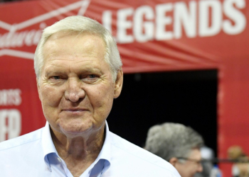 Jerry West won his only NBA title with the Lakers in 1972 and was co-captain on the 1960 Rome Olympic US basketball gold medal squad. ©AFP