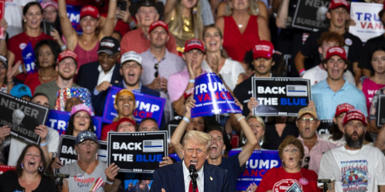 Republican presidential nominee Donald Trump called his new political foe Kamala Harris a 'radical left lunatic' at a rally in North Carolina / ©AFP