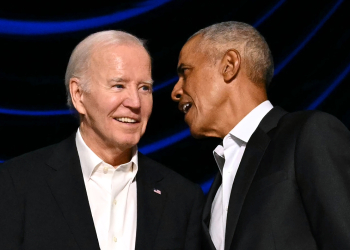 US President Joe Biden and former US president Barack Obama attend a campaign fundraiser in Los Angeles in June 2024 / ©AFP