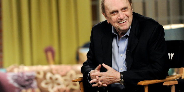 Actor Bob Newhart appears on the set of 'The Big Bang Theory' on August 15, 2013, in Burbank, California. ©AFP