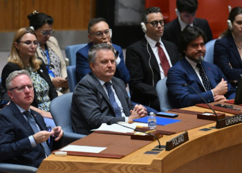 Ukrainian Ambassador to the UN Sergiy Kyslytsya (C) listens during an emergency meeting of the UN Security Council on July 9, 2024. ©AFP