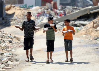 Devastation and hunger in Gaza has increased pressure on Hamas and Israel to agree a ceasefire in their war. ©AFP