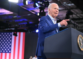 US President Joe Biden was fired up at a rally in Raleigh after his lackluster debate performance, but many wonder if he can go the distance / ©AFP