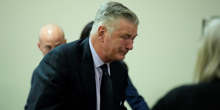 Actor Alec Baldwin burst into tears as his trial for involuntary manslaughter on the set of "Rust" was dismissed. ©AFP