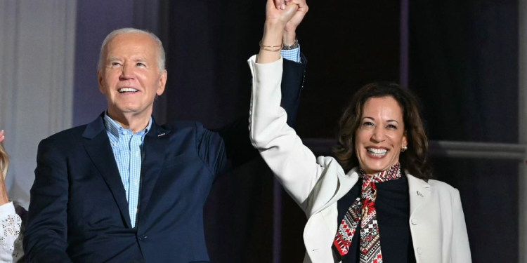 US President Joe Biden (L) has endorsed his Vice President Kamala Harris and she is the frontrunner to replace him / ©AFP