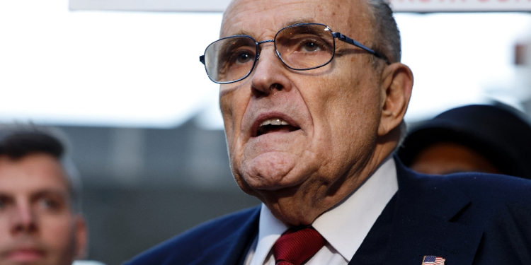 Former New York mayor Rudy Giuliani has been disbarred for election lies / ©AFP