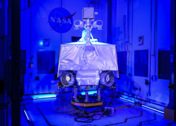 NASA's Volatiles Investigating Polar Exploration Rover (VIPER) assembled inside the cleanroom at the agency's Johnson Space Center in Houston, Texas. ©AFP