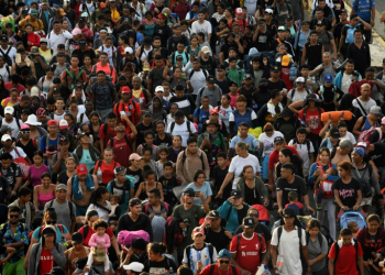 Hundreds of migrants set off on foot in a US-bound caravan from Tapachula in southern Mexico. ©AFP