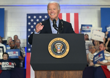 US President Joe Biden speaks at a campaign event in Madison, Wisconsin amid concern over his physical and mental fitness for a grueling campaign against rival Donald Trump and a second White House term / ©AFP