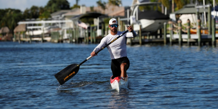 Canoeist Fernando Dayan Jorge Enriquez trains in a canal in Cape Coral, Florida. ©AFP