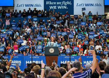 US Vice President Kamala Harris speaks at a campaign event in Atlanta, Georgia, on July 30, 2024 / ©AFP