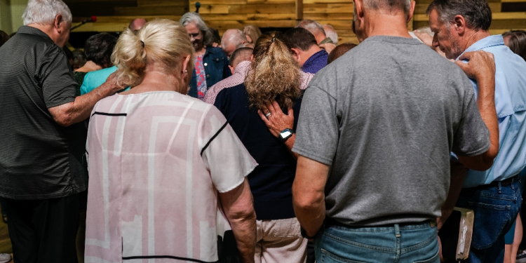 Parishioners pray at Clayton Baptist Church in the US state of Georgia, a key battleground in the US election  / ©AFP