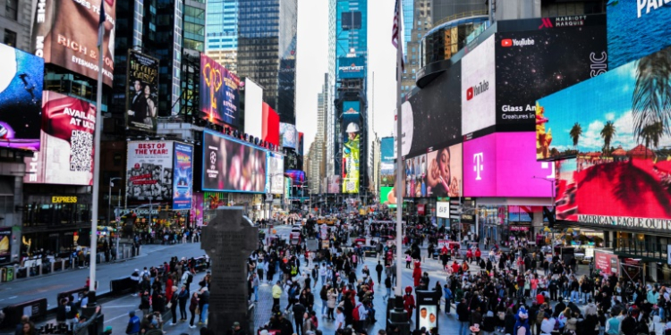 Richard Becker said in his lawsuit he was "overwhelmed" and had no choice but to urinate in a vestible area of his hotel near Times Square. ©AFP