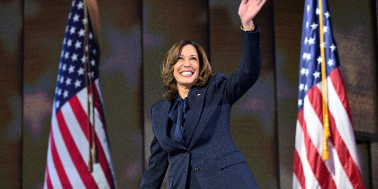 US Vice President Kamala Harris pledged to unify Americans as she accepted the Democratic presidential nomination / ©AFP